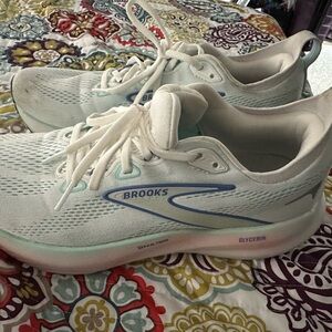 Brooks Women's Glycerin 22 Running Shoes - Size 10.5M Light Blue Accents
